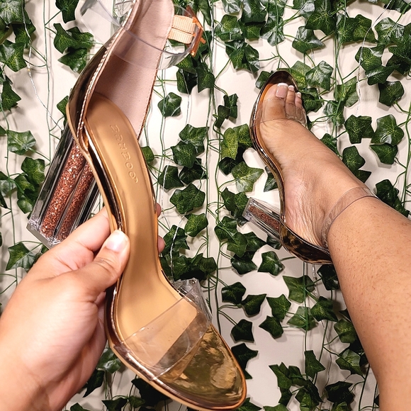 BAMBOO Shoes - 💎Bamboo Rose Gold Strap Heels💎